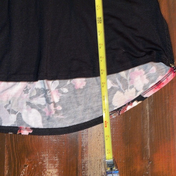 NWT SOLID/FLORAL TUNIC - Picture 8 of 11